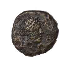 bronze coin, Pantikapaion; obverse: head of Apollo in a laurel wreath to the right; obverse: