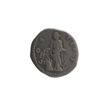 Denarius of Antoninus Pius (86–161; Roman emperor 138–161). Obverse: head of the emperor in a