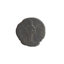 Denarius, posthumous issue for Faustina the Elder (98–141; Roman empress 138–141) by Antoninus Pius