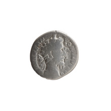 Denarius of Marcus Aurelius (121–180; Roman emperor 161–180). Obverse: Head of Marcus Aurelius with