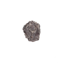 Fraction of a double-sided Drohiczyn seal. On one side the letter A with dots at the ends of the
