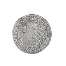 Male bust in armour turned right with a beard and sideburns; obverse rim between pearly borders