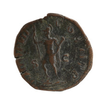 sestertius, Alexander Severus (Roman emperor; 222–235) — iconography: spear (attribute), parazonium