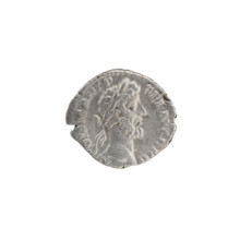 Denarius of Commodus (reign 177–192 CE), Roman Empire, 186–187 CE. Obverse: head of Commodus in a