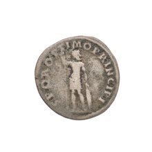 Denarius; Trajan (53–117 CE; Roman emperor 98–117); Obv.: Trajan's head to the right, decorated