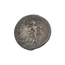 Denarius of Trajan (53–117; Roman emperor 98–117). Obverse: head of Trajan in laurel wreath facing