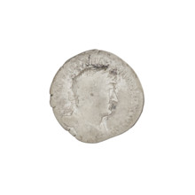 Denarius, Hadrian (76–138; Roman emperor 117–138). Obverse: bust of Hadrian right, laurel wreath in