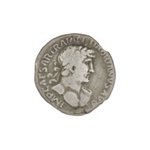 denarius, Hadrian (76–138; Roman emperor 117–138); Obv.: bust of Hadrian right, laurel wreath in