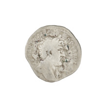 Denarius, Hadrian (76–138; Roman emperor 117–138). Silver coin, weight 3.05 g. Obverse: bust of