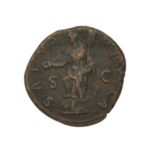 dupondius, Hadrian (76–138; Roman emperor 117–138); Obv.: Bust of Hadrian with radiant crown facing