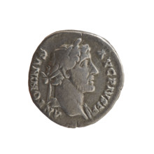 Denarius, Antoninus Pius (86–161; Roman emperor 138–161) — obverse: head of Antoninus Pius in a
