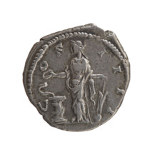 Denarius, Antoninus Pius (86–161; Roman emperor 138–161), issuer. Obverse: head of the emperor in a