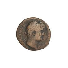 Quarter (denarius). Hadrian (76–138; Roman emperor 117–138). Obverse: bust of Hadrian right,