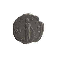 Denarius, Antoninus Pius (86–161; Roman emperor 138–161), issuer. Obverse: head of the emperor in a