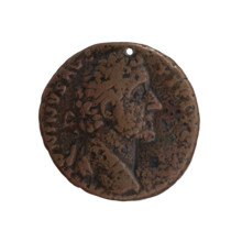 Antoninus Pius (86–161; Roman emperor 138–161), as (with a hole). Obverse: Head of Antoninus Pius