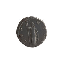 Denarius, posthumous issue of Faustina the Elder (98–141; Roman empress 138–141); issuer Antoninus
