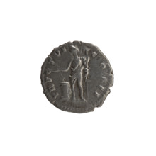 Denarius, Marcus Aurelius (121–180; Roman emperor 161–180), issued when Caesar 139–161; obverse: