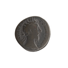 Denarius, Marcus Aurelius (121–180; Roman emperor 161–180), obverse: Head of Marcus Aurelius with