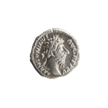 Denarius of Marcus Aurelius (121–180; Roman emperor 161–180). Obverse: head of Marcus Aurelius with