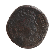 Sestertius of Marcus Aurelius (121–180; Roman emperor 161–180). Obverse: Head of Marcus Aurelius