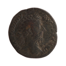 Sestertius of Marcus Aurelius (121–180; Roman emperor 161–180). Obverse: head of Marcus Aurelius in