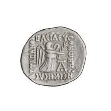 Drachma of Vonones I (8–11 CE). Obverse: diademed head of Vonones I facing left. Reverse: Nike