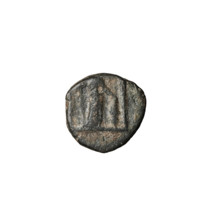 Bronze coin of Artabanos II (king of Parthia; 10–40 AD). Obverse: bust of Artabanos II facing left,