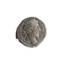 Denarius of Marcus Aurelius (121–180; Roman emperor 161–180). Obverse: Head of Marcus Aurelius in