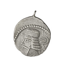 Drachma of Vologases I (51–79 CE). Obverse: bust of Vologases I wearing a diadem, facing left.