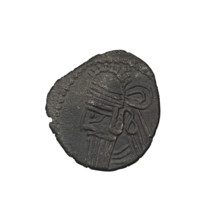 Drachma of Vologases III (105–147). Obverse: head of Vologases III wearing a tiara, face turned
