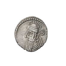 drachma, Vologases III (105–147). Obverse: head of Vologases III wearing a tiara, facing left.