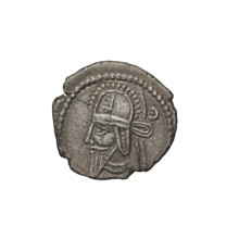 Drachma of Vologases V (191–208). Obverse: bust of Vologases V wearing a tiara, king facing left.