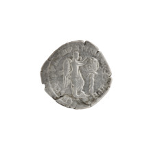 Denarius of Commodus (161–192; Roman emperor 177–192). Obverse: head of Commodus in a laurel wreath