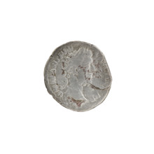 Denarius; issuer: Commodus (161–192; Roman emperor 177–192). Obverse: head of Commodus in a laurel