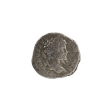 Denarius, Septimius Severus (Roman Emperor; 146–211) — iconography: emperor standing in front of a