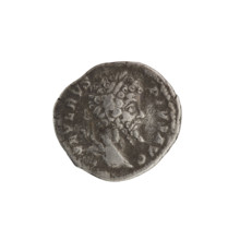 Denarius of Septimius Severus (Roman emperor, 146–211). Obverse: head of Septimius Severus in a
