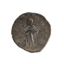Denarius, Elagabalus (reign 218–222 CE). Obverse: Draped bust of Julia Maesa facing right, pearl