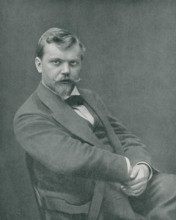 Portrait of an unknown man, page, photomechanical print, inscription: 'Das Atelier des Photographen