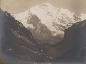 View of the Jungfrau, Interlaken, die Jungfrau, photograph, collector's mark: 'VOSMAER', number: