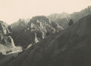 Mountains in Bukhara, Uzbekistan, Alttertiäre Conglomerate an der Oberen Danduschka, page,