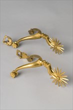 Paire d'éperons en bronze doré, 19e siècle