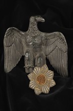 Aigle de Drapeau et Plaque de Chevalier de l'Empereur Napoléon 1er