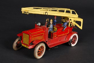 Toy : firemen truck, J.D.N. brand