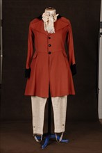 Costume de théâtre : costume d'homme 1830