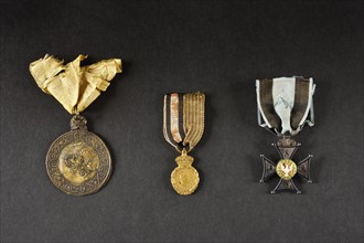 Médailles ottomane, polonaise, et franco-polonaise (avers)