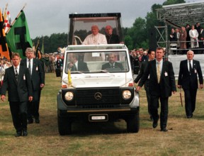 Bildnummer: 52093007  Datum: 22.06.1996  Copyright: imago/Jürgen Eis
Papst Johannes Paul II. (POL)