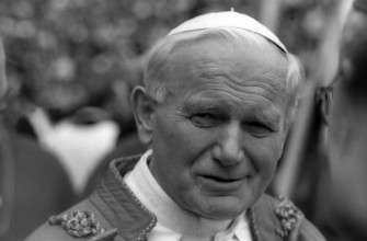 Bildnummer: 55588546  Datum: 03.05.1987  Copyright: imago/Dieter Bauer
Papst Johannes Paul II. im