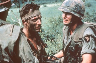 DIE DURCH DIE HÖLLE GEHEN The Deer Hunter Michael ROBERT DE NIRO und seine Freund Steven JOHN SA