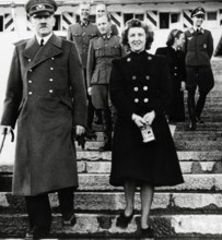 German dictator Adolf Hitler and his mistress Eva Braun circa 1942 PUBLICATIONxINxGERxSUIxAUTxONLY