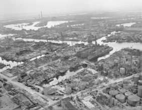 Royal Air Force Bomber Command, 1942-1945. Oblique aerial view of severely damaged docks in the Steinwerder district of